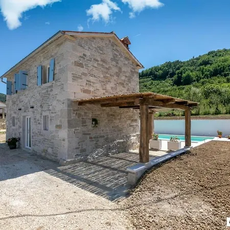 Villa Flego *