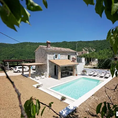 Villa Flego *